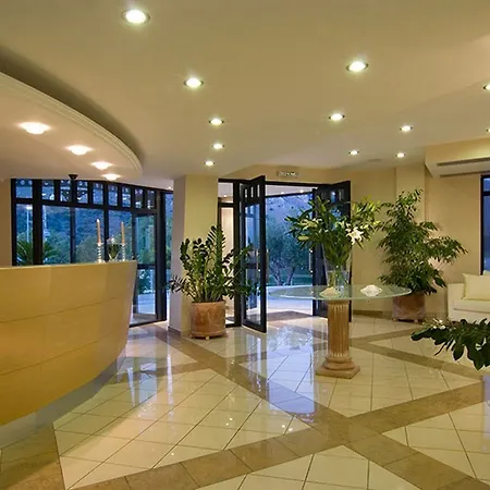 Al Mare Boutique 3* Valira